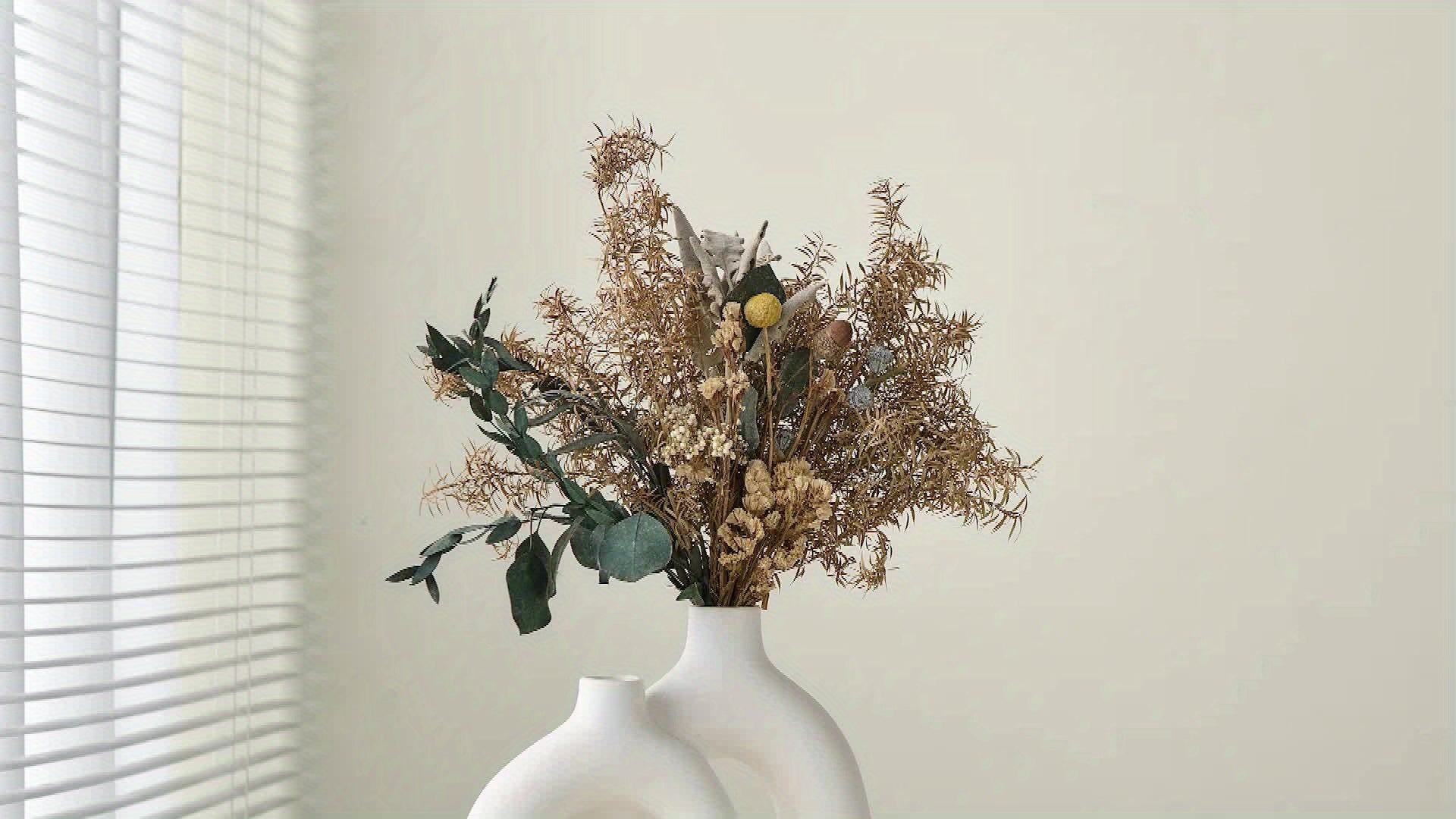 Art Deco Couples Vase - Modern Ceramic Cylinder for Romantic Flower Arrangements & Anniversary Gifts | The Couple Corner