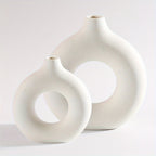Circle of Love Ceramic Vase - Contemporary Round Design for Couples' Home Decor & Romantic Flower Arrangements