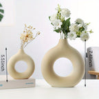 Circle of Love Ceramic Vase - Contemporary Round Design for Couples' Home Decor & Romantic Flower Arrangements