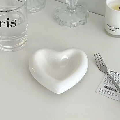 Nordic Ceramic Small Dish - Heart-Shaped Flower Design for Couples | The Couple Corner