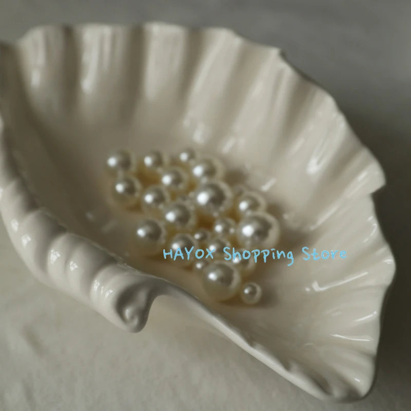 3D Shell Ceramic Plate - Retro Cream Fruit Snack Dish for Couples | The Couple Corner
