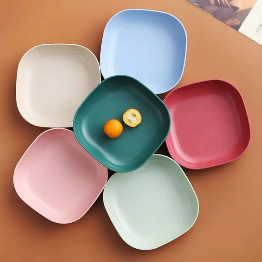 10-Piece Plastic Dish Set - Party Snack Plates for Couples | The Couple Corner