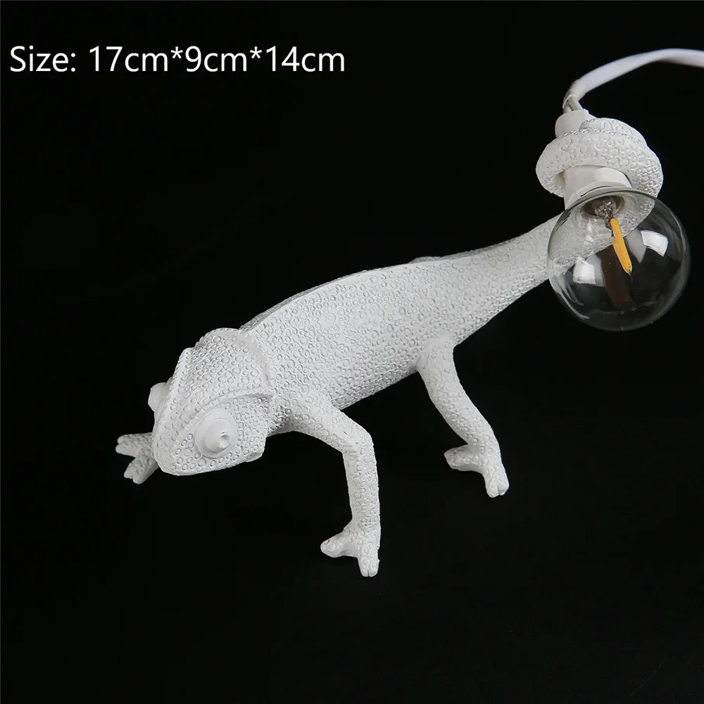 Chameleon Lizard Wall Lamp - Cute Resin Animal Night Light for Couples | The Couple Corner
