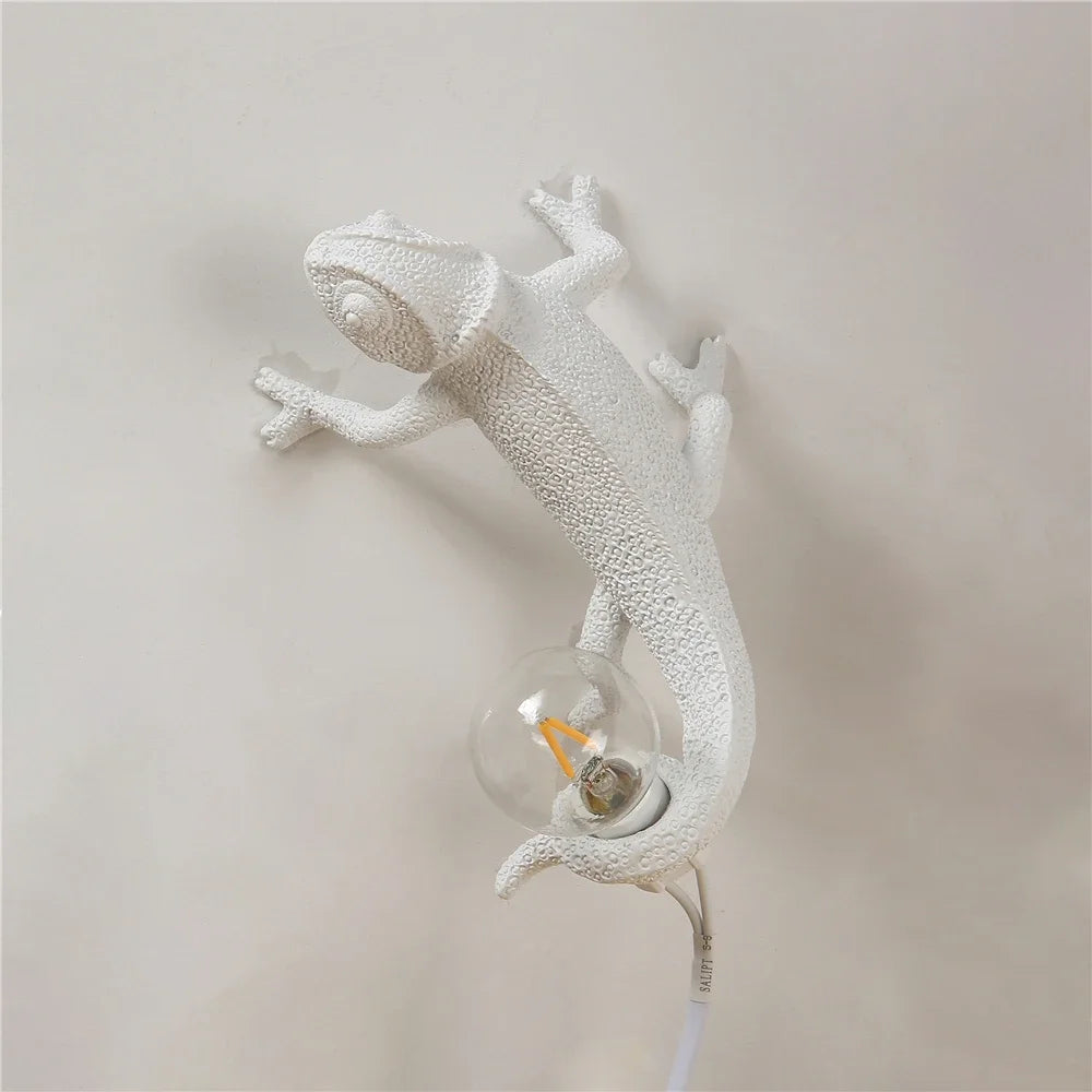 Chameleon Lizard Wall Lamp - Cute Resin Animal Night Light for Couples | The Couple Corner