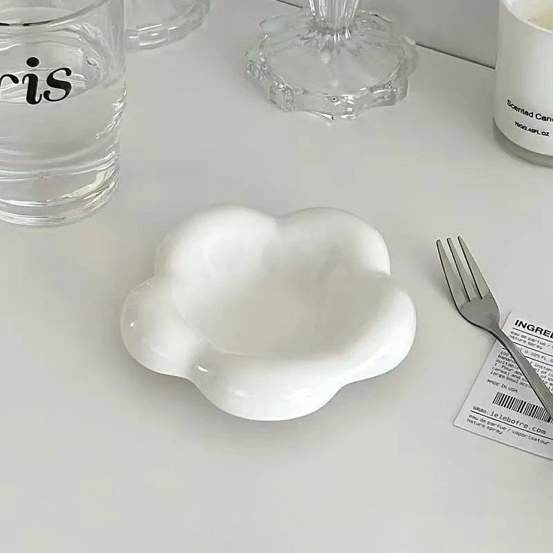Nordic Ceramic Small Dish - Heart-Shaped Flower Design for Couples | The Couple Corner