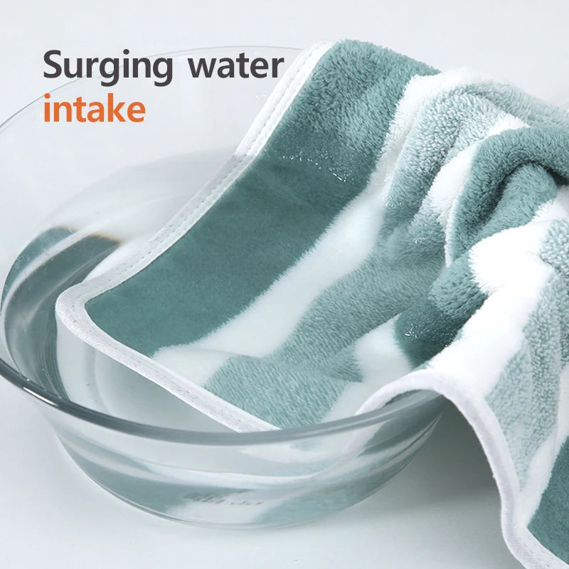 Thickened Absorbent Bath Towel - Soft Polyester Face & Body Towel | The Couple Corner