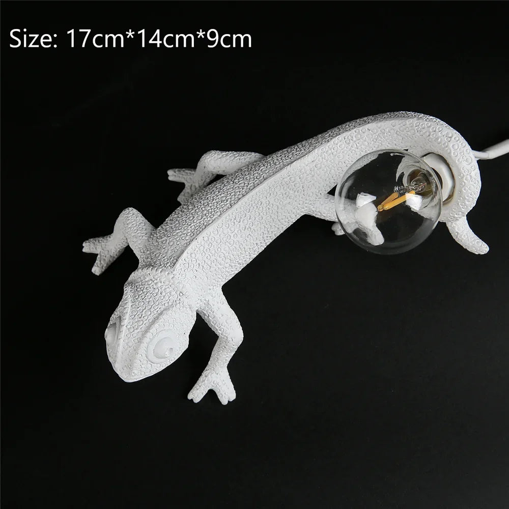 Chameleon Lizard Wall Lamp - Cute Resin Animal Night Light for Couples | The Couple Corner